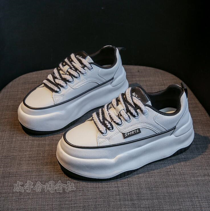 厚底スニーカー レディース ローカットスニーカー スポーツ厚底5.5CM 身長アップ 美脚 歩きやすい 靴 軽量 通勤 疲れない おしゃれ 通学 