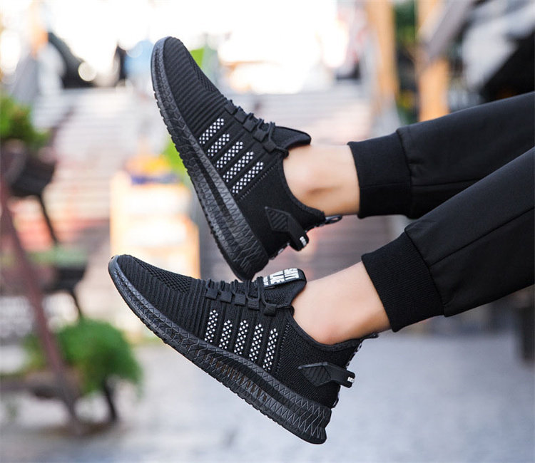 ランニングメンズ スニーカー メンズ靴 通気性 軽量 運動靴 歩きやすい ジョギングウォーキングアウトドア 疲れにくい 