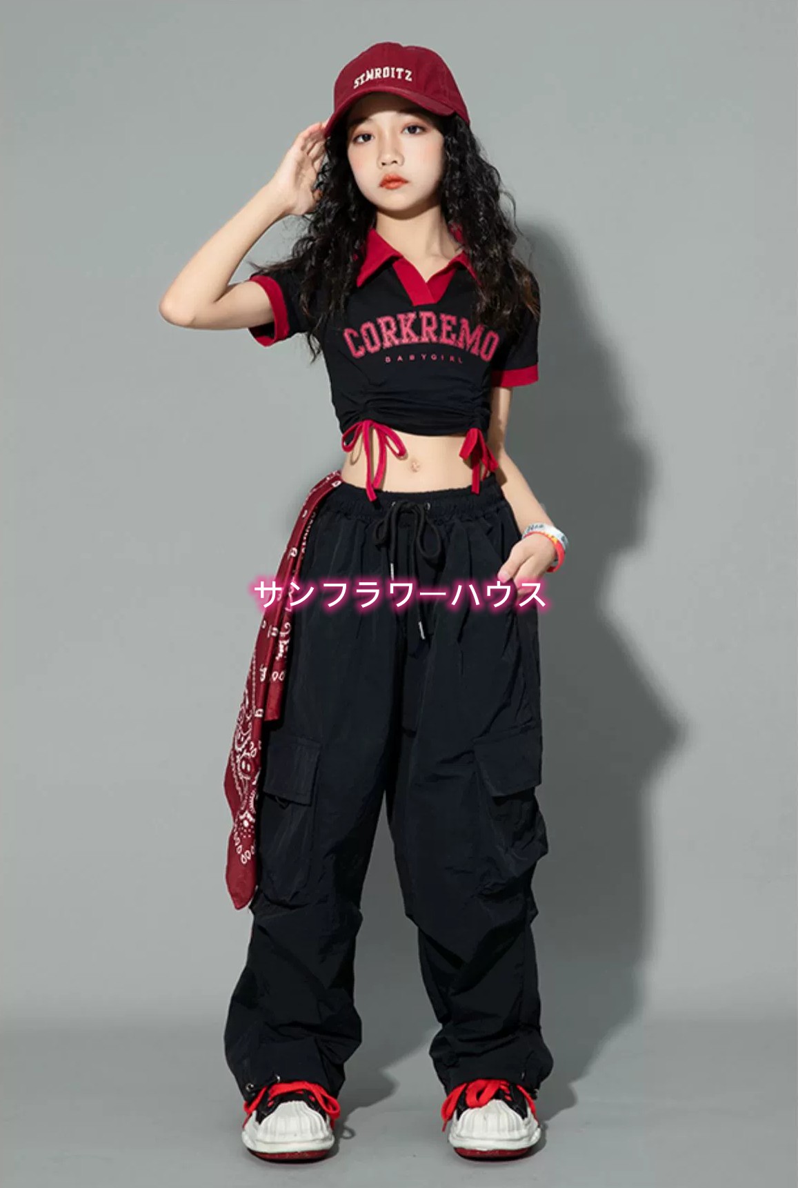 女の子 チアガール カーゴパンツ 黒 キッズダンス衣装 ステージ 肩出し ヒップホップ ヘソ出し トップス タンクトップ 衣装 半袖 夏 ジャズダンス JAZZ 