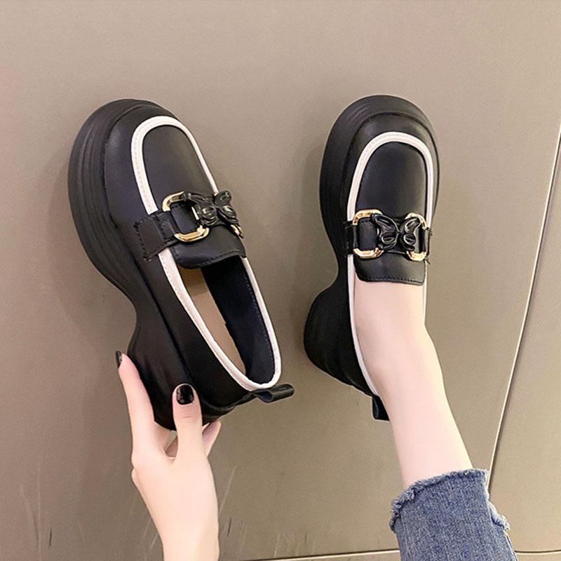 ローファー レディース スリッポン 厚底 柔らかいソール 痛くない 美脚 モカシン 走れる 日常着用 通勤 衝撃吸収 歩きやすい 滑り止め 