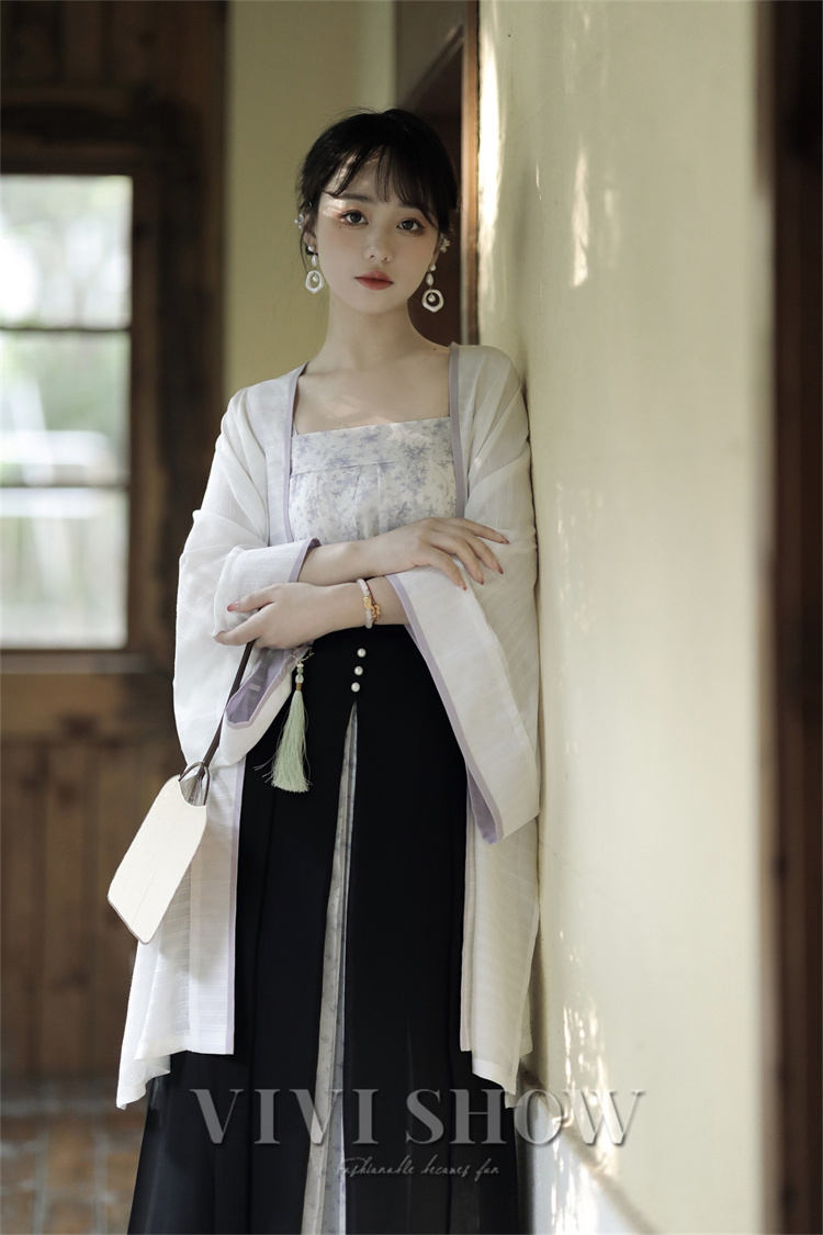 レディース ワンピース ワンピ 肩だし コスチューム風 花柄 個性的 おしゃれ パーティー ロング丈 きれい かわいい 王宮風 イベント 