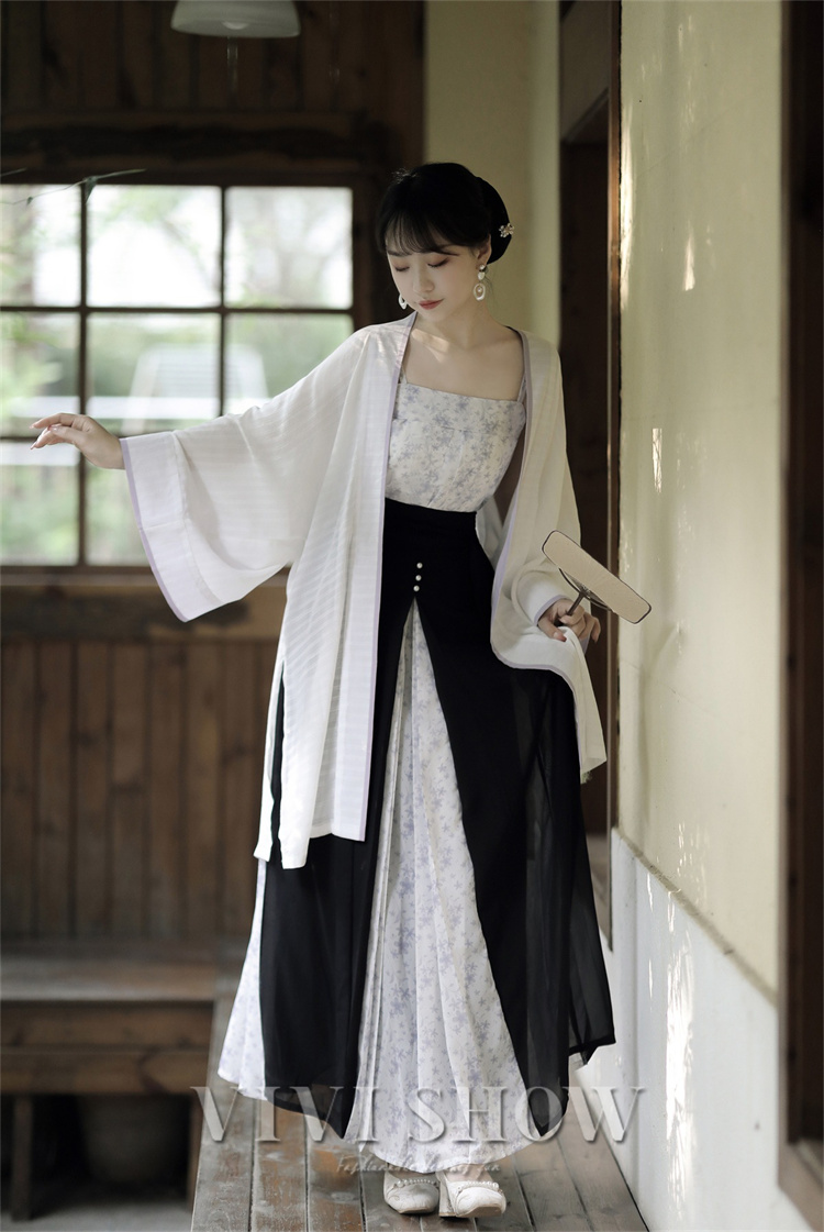 レディース ワンピース ワンピ 肩だし コスチューム風 花柄 個性的 おしゃれ パーティー ロング丈 きれい かわいい 王宮風 イベント 