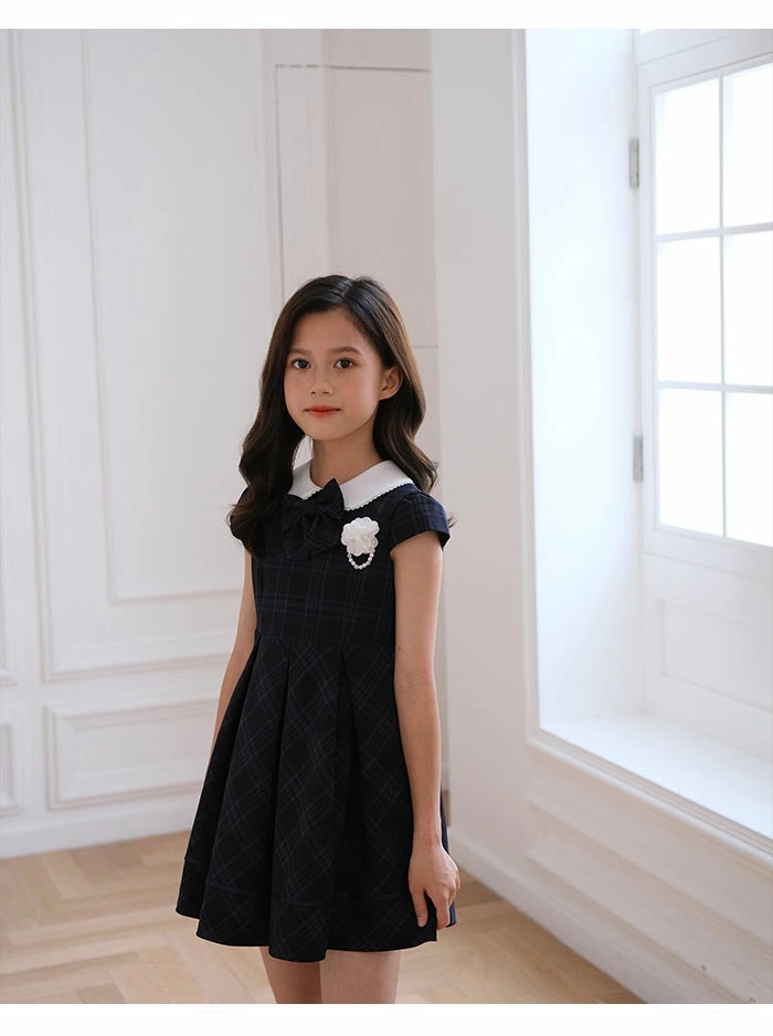 フォーマル スーツ 女の子 入学スーツ スーツ女の子 ４点セット ジャケット 卒業式 七五三 スタイル 子供スーツ 子供服 ワンピース 制服 可愛い 入園スーツ 