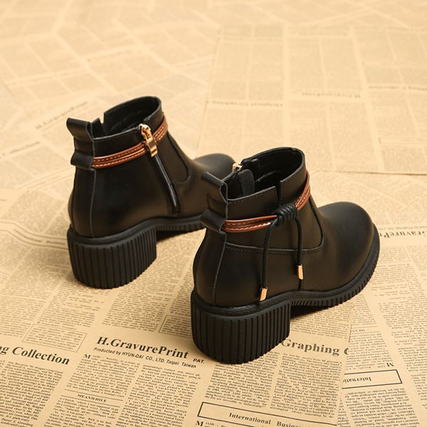 ショートブーツ レディース 歩きやすい 軽量 サイドジップ 滑らない 防滑 黒 防寒 小さいサイズ カジュアル 大きいサイズ 痛くない 