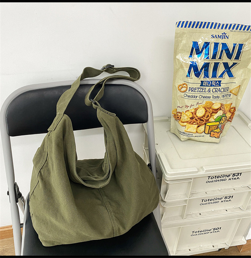 ショルダーバッグ レディース キャンA4 トートバッグ 大きめ 軽い 通勤 トート おしゃれ シンプル 多機能 通学 旅行 バッグ 軽量 ポケット 