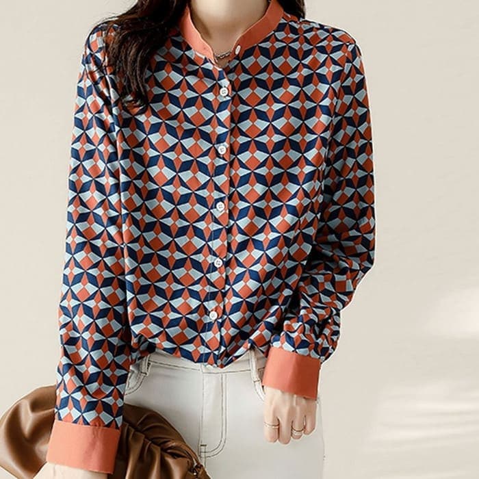 ブラウス レトロ柄 レディース シャツ 長袖 春秋 通勤 カジュアル オシャレ お出かけ 60代 きれいめ 30代 トップス 女子会 40代 50代 シニア 旅行 