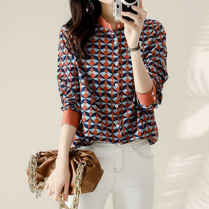 ブラウス レトロ柄 レディース シャツ 長袖 春秋 通勤 カジュアル オシャレ お出かけ 60代 きれいめ 30代 トップス 女子会 40代 50代 シニア 旅行 