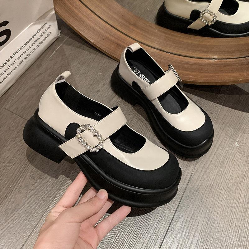 ローファー レディース スリッポン 厚底 柔らかいソール 痛くない 走れる 美脚 衝撃吸収 歩きやすい 日常着用 滑り止め モカシン 通勤 