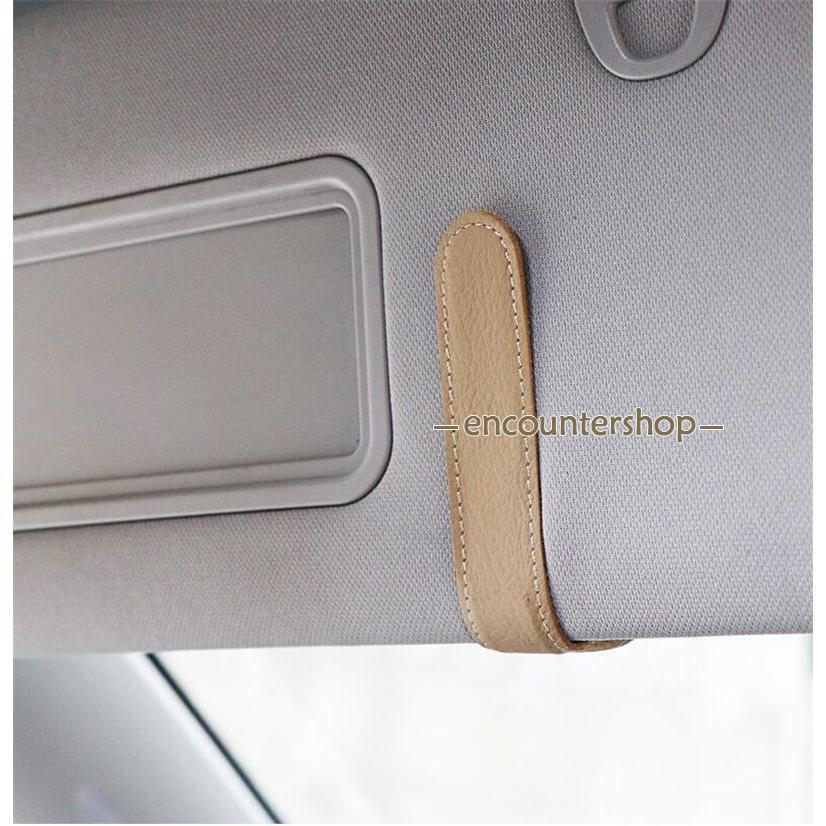 メガネホルダー 車 カードホルダー サングラスホルダー 車載 レザー製 メガネ サング 車用 サンバイザー メガネクリップ 収納 ホルダー 