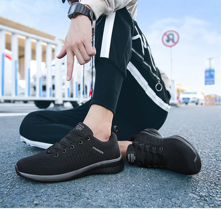 ランニングスニーカー メンズ 通気 軽量 運動靴 カジュアル 歩きやすい ジョギングウォーキングアウトドア 履きやすい おしゃれ 