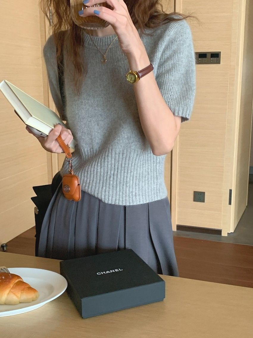 半袖ニット セーター レディース トップス クルーネック 薄手 ショート丈 カジュアル ゆったり 着やせ シンプル 韓国 おしゃれ 