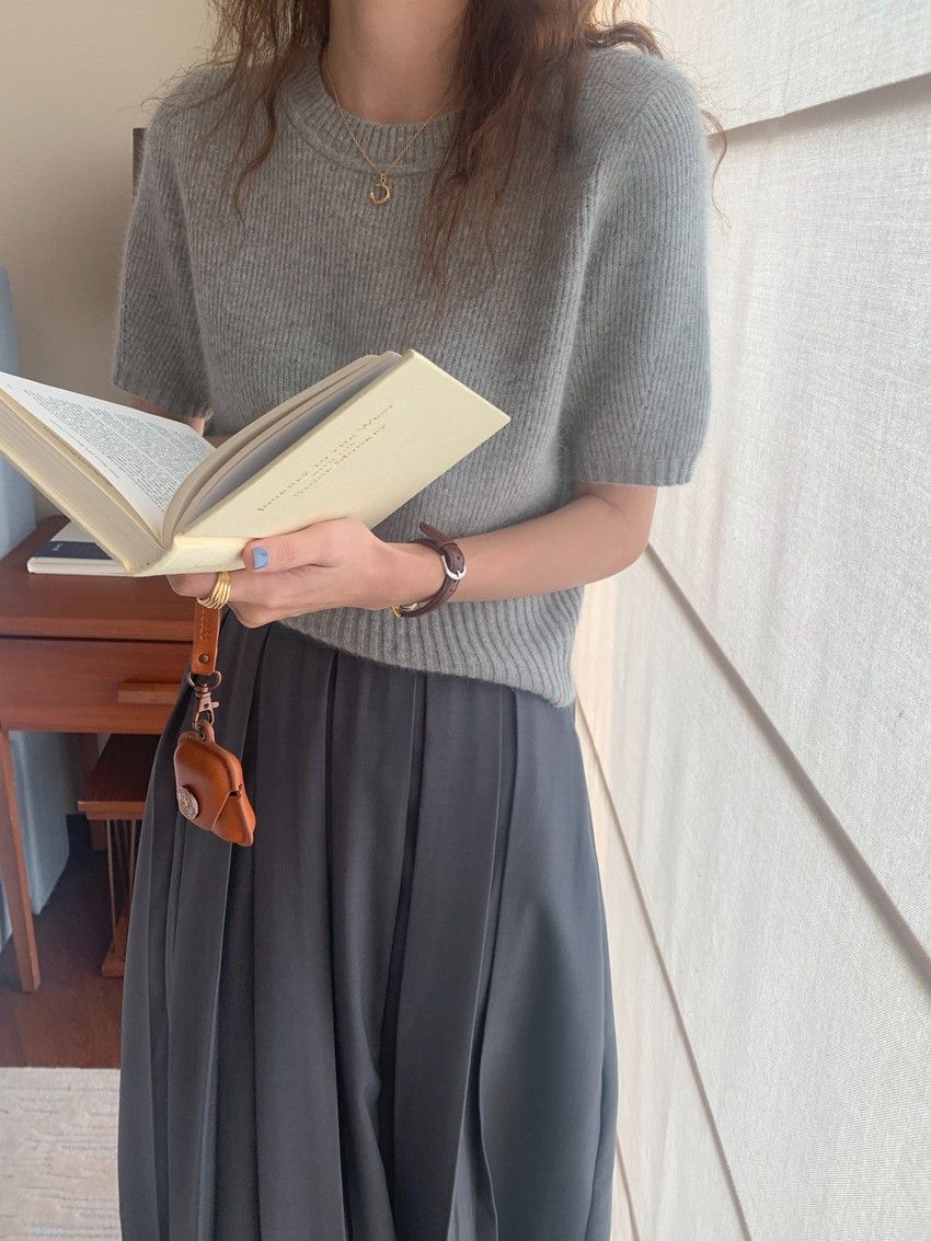 半袖ニット セーター レディース トップス クルーネック 薄手 ショート丈 カジュアル ゆったり 着やせ シンプル 韓国 おしゃれ 