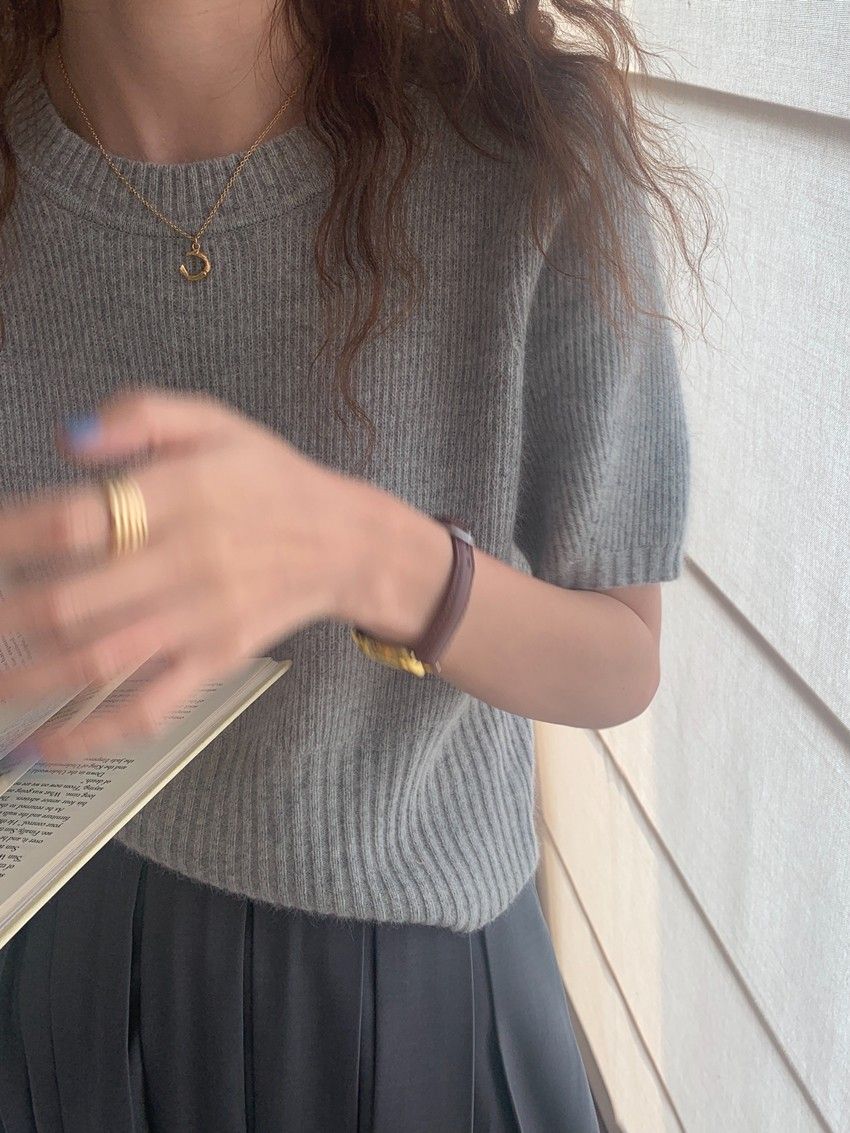 半袖ニット セーター レディース トップス クルーネック 薄手 ショート丈 カジュアル ゆったり 着やせ シンプル 韓国 おしゃれ 