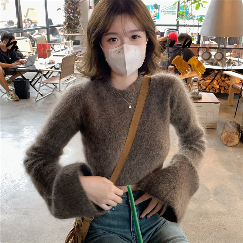 セーター ふわふわ ニット レディース 秋 トップス もこもこ シャギーニット 韓国 ニットトップス カジュアル ショート丈 無地 長袖 