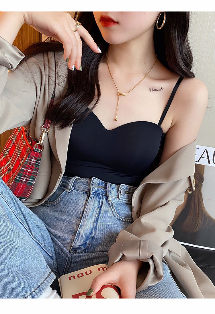 ブラトップ キャミソール ブラキャミ カップ付き シームレス インナー オシャレ ルームウェア 軽量 レディース ノンワイヤー 美胸 シンプル 美背 