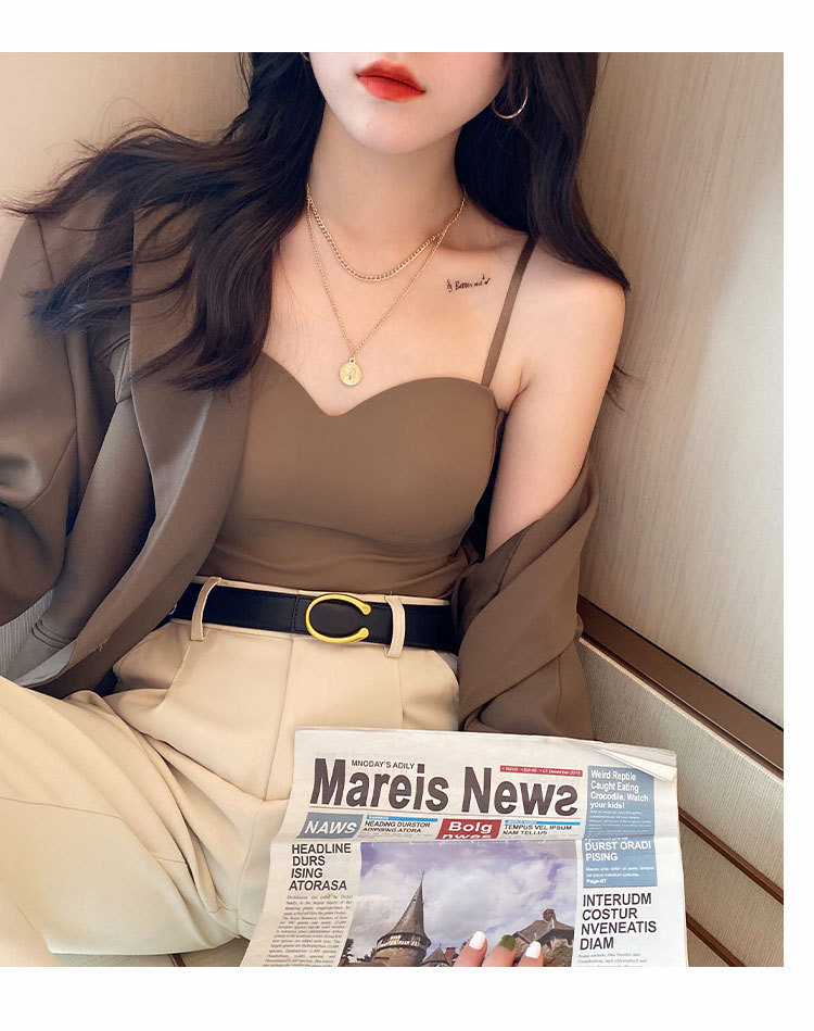 ブラトップ キャミソール ブラキャミ カップ付き シームレス インナー オシャレ ルームウェア 軽量 レディース ノンワイヤー 美胸 シンプル 美背 