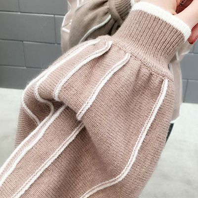 ニット トップス ストライプ Vネック 袖コンシャス パフスリーブ 長袖 黒 袖あり セーター ブラック カーキ コーラル ホワイト ピンク ボリューム袖 白 ママ会 