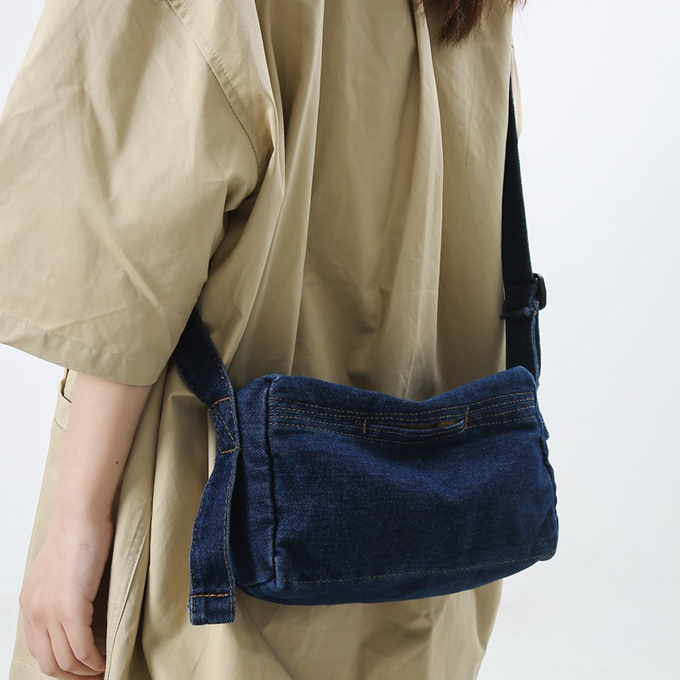 2023 新作 レディース メンズ キッズ デニム バッグ インディゴ ミニショルダー スクエア 四角 メンズ フォルム メッセンジャーバッグ 斜め掛け 底敷 ミニバッグ