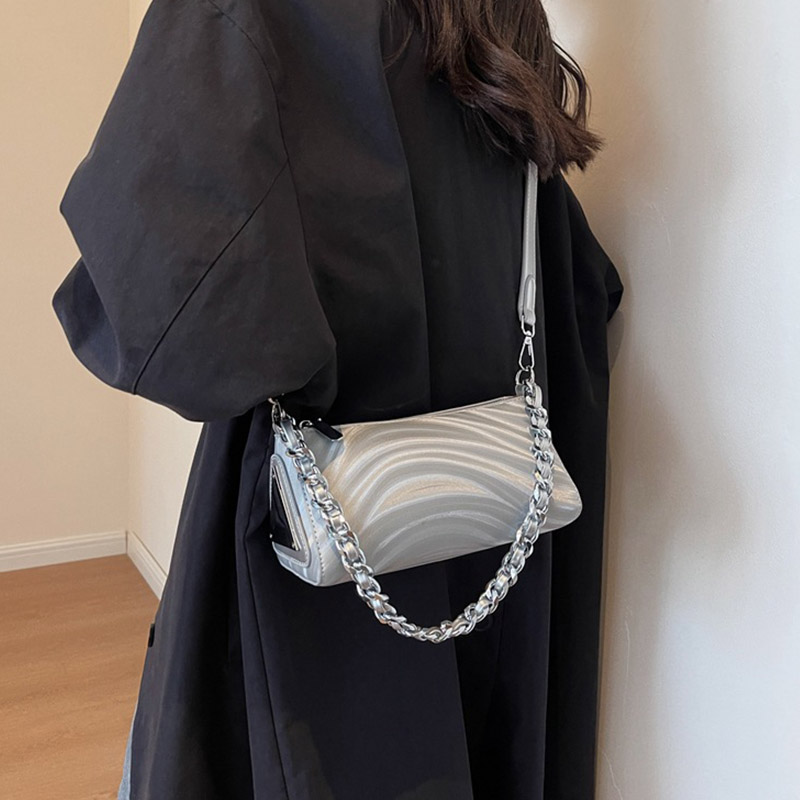 バッグ レディース ハンドバッグ ショルダーバッグ 無地 個性的 オシャレ 綺麗 秋 女性 ギフト 