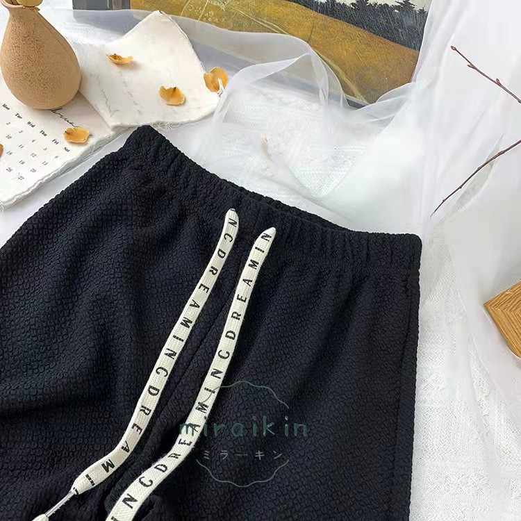 ワッフル調ストレートパンツ レディース 夏 楽ちんワイドパンツ ロゴ紐 韓国風 おしゃれ 立体感 カジュアル カラーパンツ 脚長パンツ 春夏 ストレッチパンツ 3D 