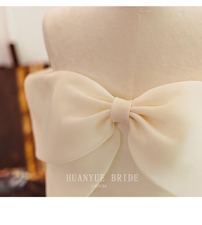 ウエディングドレス サテン ホワイト ロングドレス ノースリーブ ビスチェドレス 。ウエディング 撮影 結婚式ドレス 発表会ドレス 二次会ドレス 