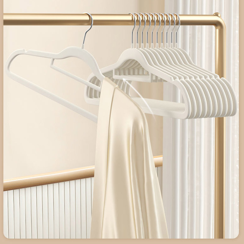 ハンガー すべらない セット 10個セット 滑らない 跡がつかない 家事 収納 アーチ使いやすい ハンガー スカート ズボン 