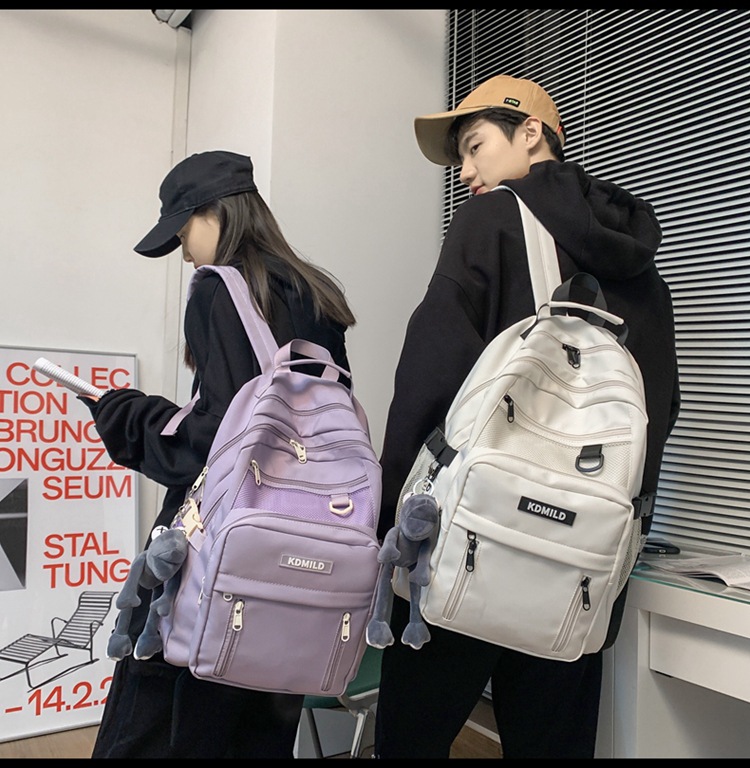 リュック レディース リュックサック 大容量 メンズ 軽量 可愛い カバンシンプル 通勤 韓国 通学 A4 中学 撥水 高校生 防水 バックパック 