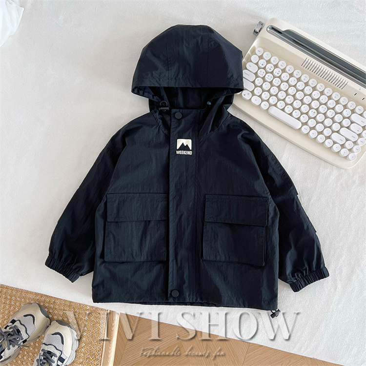 キッズ アウター 長袖 トップス ゆったり 動きやすい 着やすい 男女兼用 ジップフードつき カジュアル おしゃれ シンプル あわせやすい 