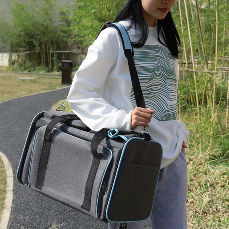 ペットキャリーバッグ ショルダーバッグ ハンドバッグ 軽量 猫 犬 キャンプ ペット用品 犬用 旅行 小型 ウサギ お出かけ 持ち運び ケース 小型犬通院 外出 