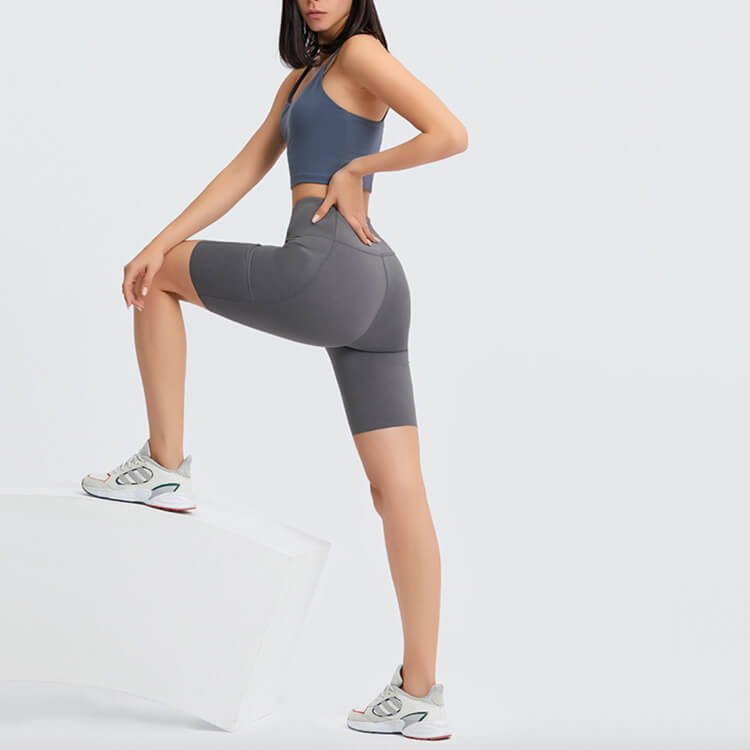 ヨガウェア ホットヨガ ヨガパンツ パンツ レギンス スパッツ ポケット 膝上 ハイウエスト レディース ショート丈 スポーツウエア スポーツウェア 