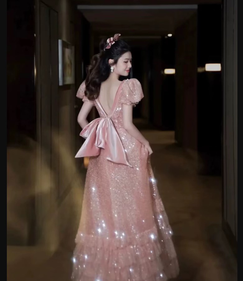 新作 ピンク系ドレス ウェディングドレス エンパイア 二次会 花嫁ドレス イブニングドレス 成人式 大きいサイズ 演奏会 カラードレス 