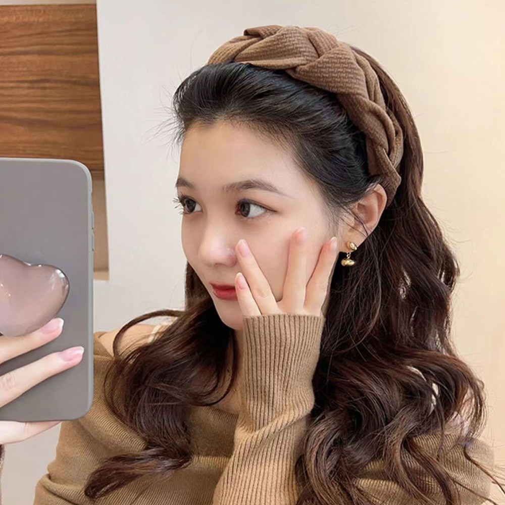 カチューシャ ツイスト ヘアアクセサ。可  