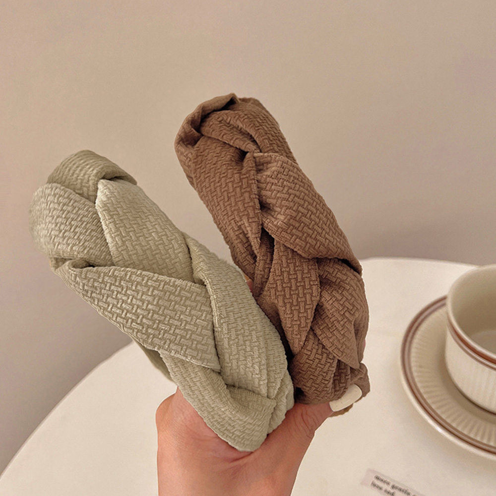 カチューシャ ツイスト ヘアアクセサ。可  