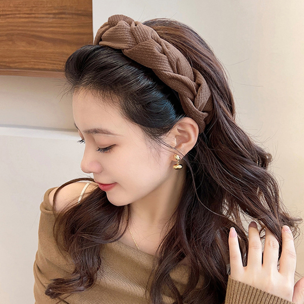 カチューシャ ツイスト ヘアアクセサ。可  
