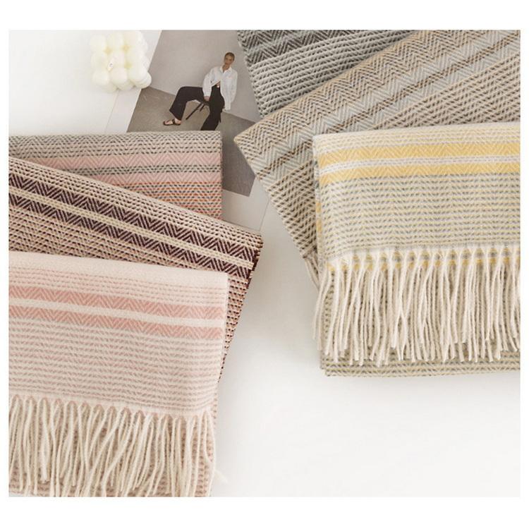 ストール レディース 防寒 秋冬 ボーダー柄 カシミヤ タッチ ギフト おしゃれ ショール 大判 ひざ掛け 肩掛け かわいい プレゼント 