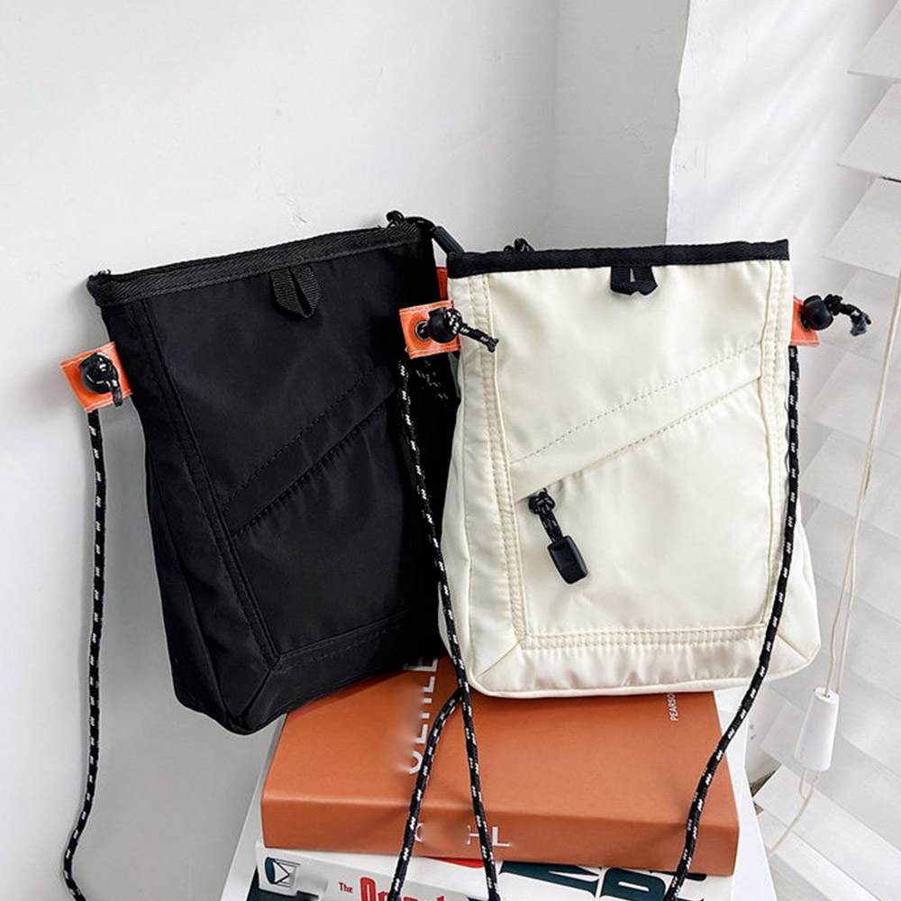 ミニショルダーバッグ軽量ナイロンバッグ 。可  