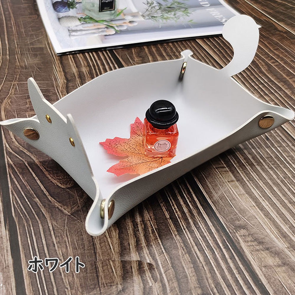 ねこ トレイ レザートレイ 猫 PU レザー 双面革 メイクトレイ 財布 ジュエコイン 収納トレイ 猫好き携帯電話 コイン 鍵 時計 キー 整理 折りたたみ CAT 