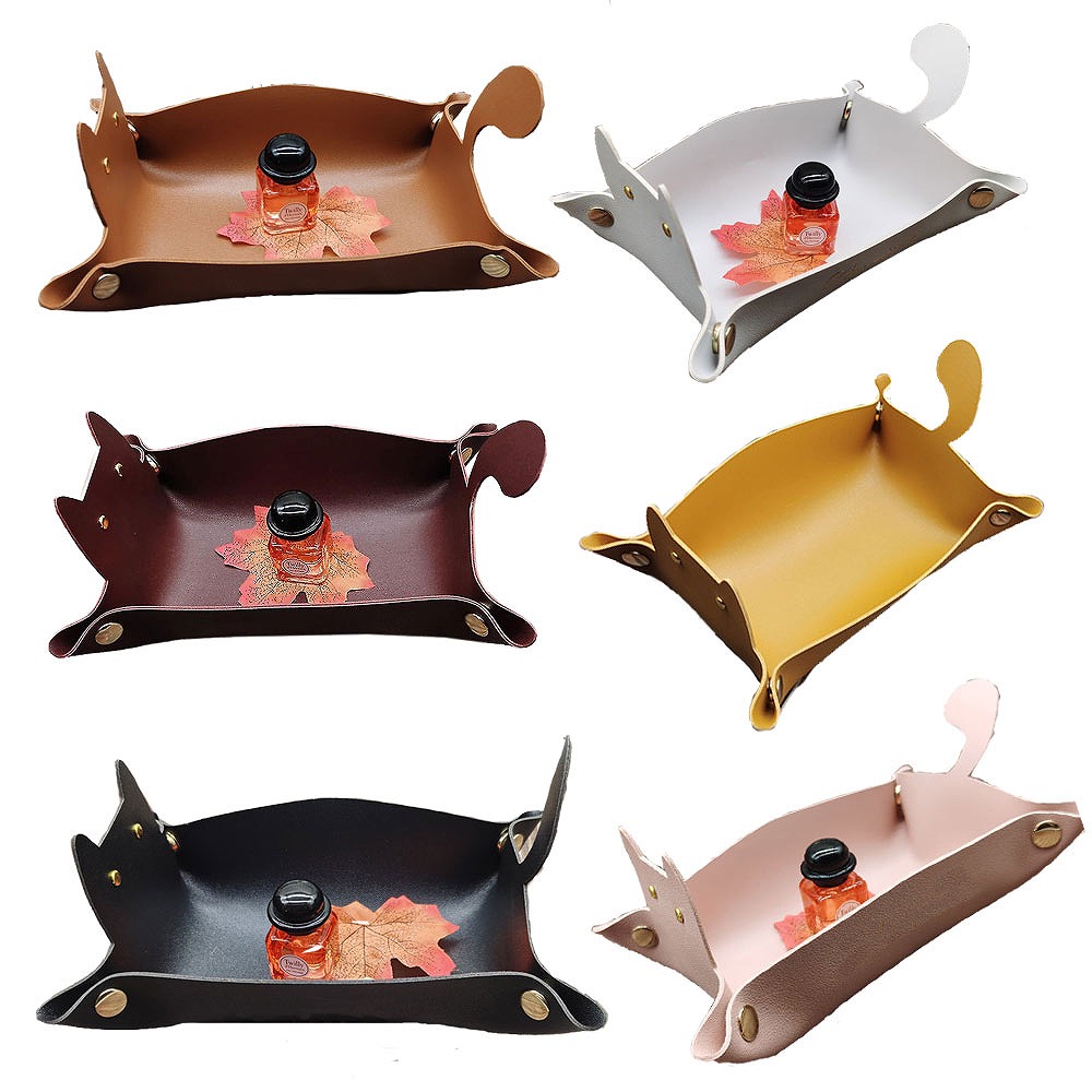 ねこ トレイ レザートレイ 猫 PU レザー 双面革 メイクトレイ 財布 ジュエコイン 収納トレイ 猫好き携帯電話 コイン 鍵 時計 キー 整理 折りたたみ CAT 