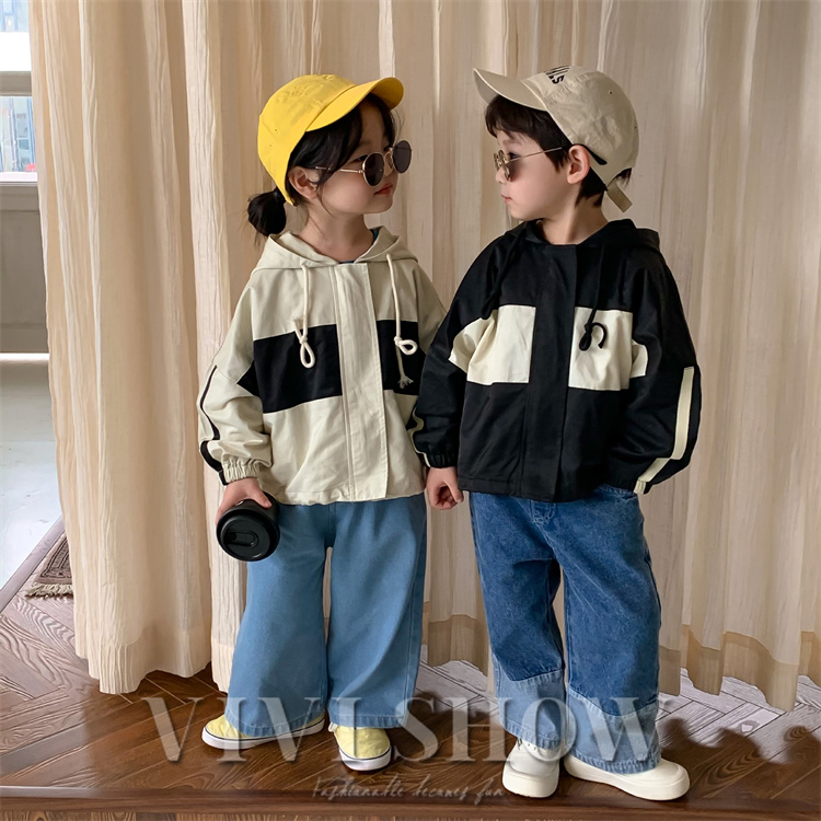 キッズ アウター 長袖 トップス ゆったり ジップフードつき シンプル かわいい おそろい カジュアル おしゃれ 着やすい 動きやすい あわせやすい 