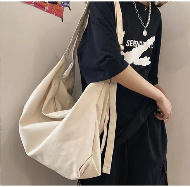 100円OFFクーポン配布中 トートバッグ レディース 大容量トートバッグ キャン ショルダーバッグ 大きめ バッグ おしゃれ 軽量 軽い A4 シンプルトート 