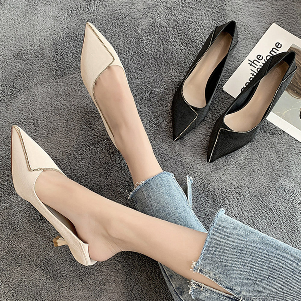 パンプス ポインテッドトゥ かかと踏める  