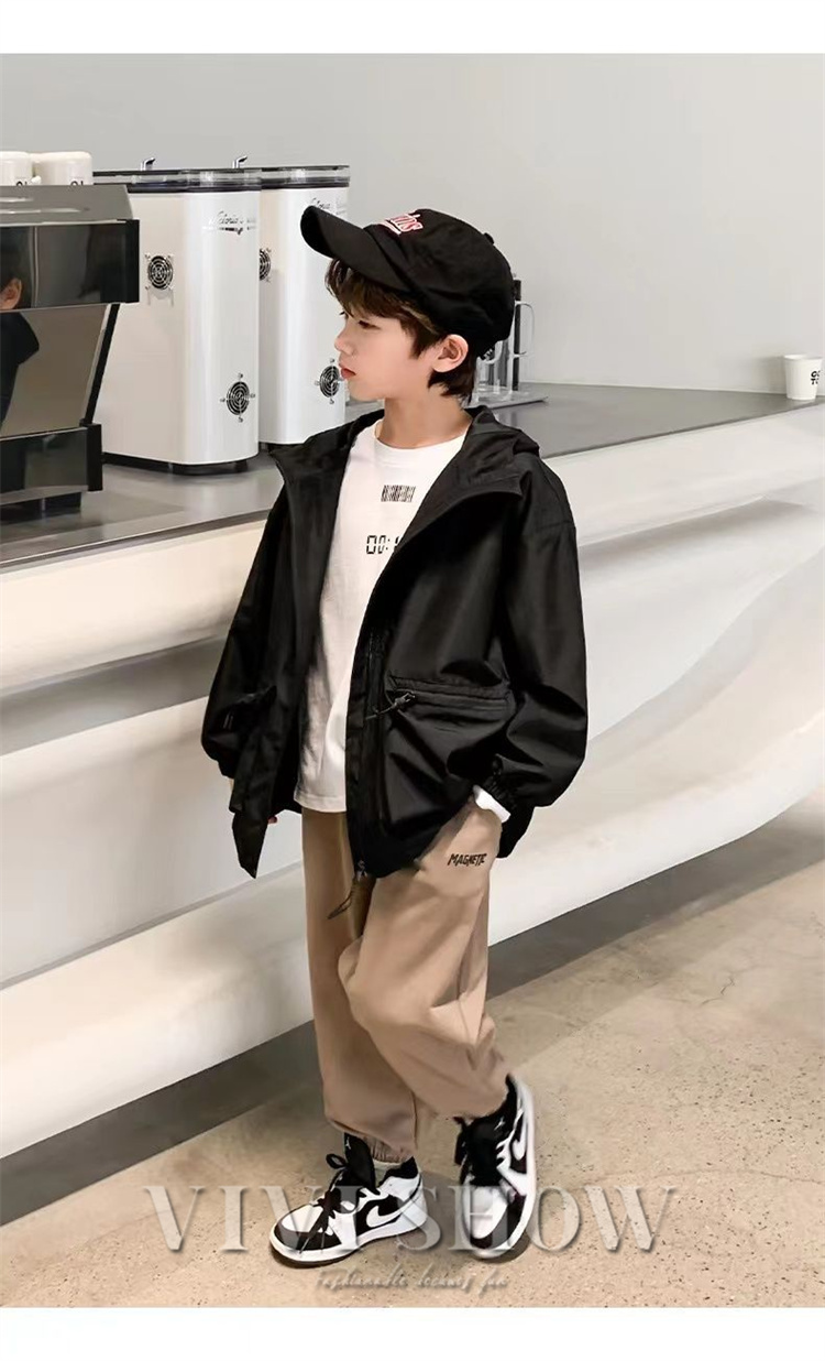 キッズ アウター 長袖 トップス ゆったり ジップフードつき カジュアル あわせやすい 着やすい 動きやすい おしゃれ ポケット シンプル 