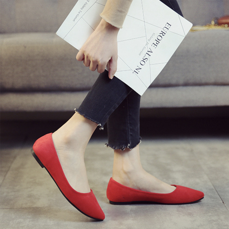 パンプス レディース フラット スウェード フラットパンプス ローヒール ブラック 黒 赤 やわらかい 無地 歩きやすい スエード ポインテッドトゥ 
