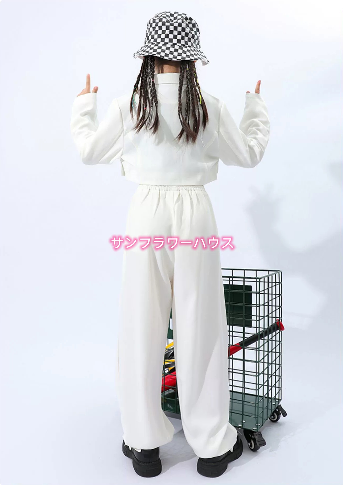 キッズダンス衣装 スーツ セットアップ スーツ 衣装 韓国 キッズ チアガール ハーフトップ 子供 スーツパンツ 女の子 ダンスウェア 長袖 ヒップホップ 