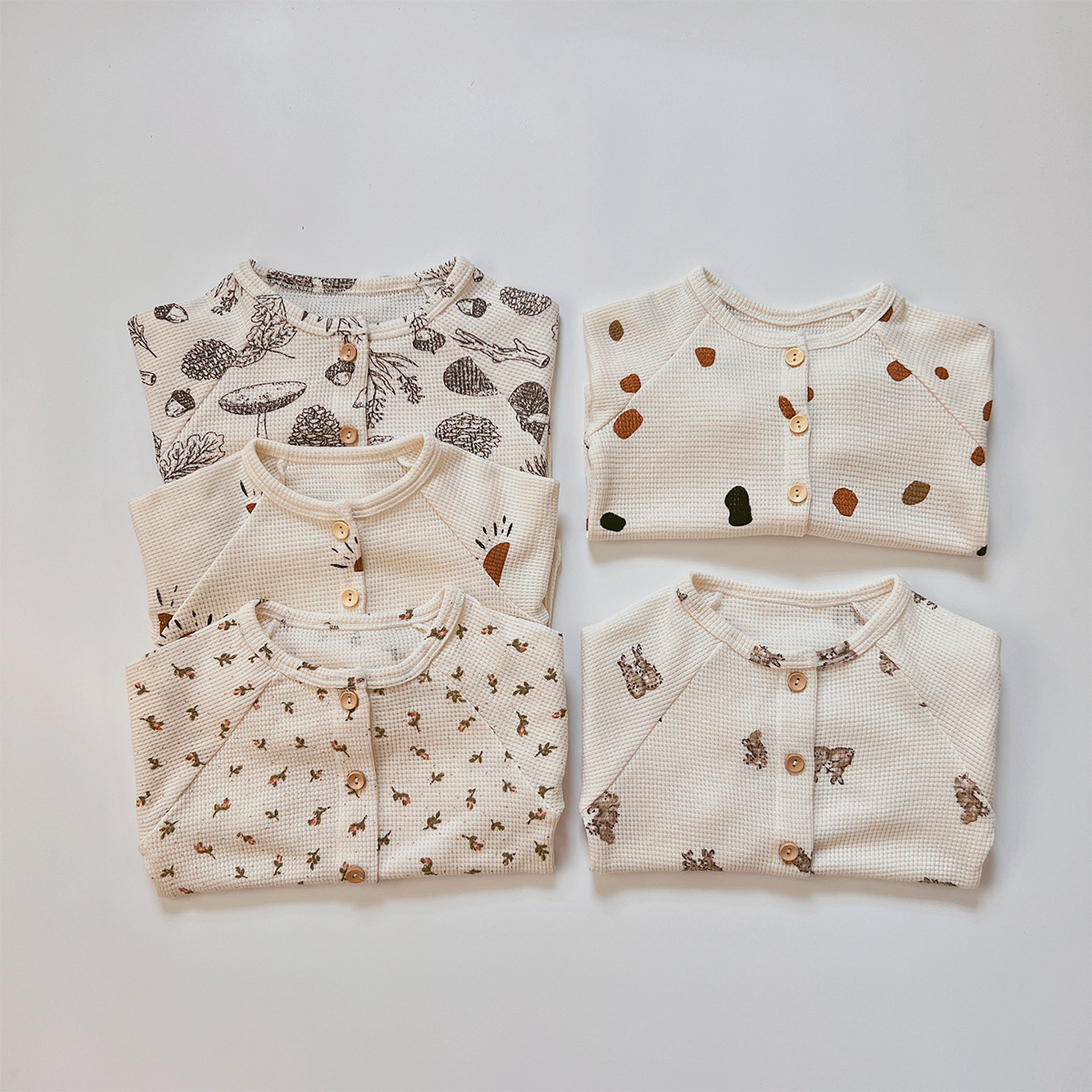 キッズ パジャマ セットアップ 上下セット ワッフル 総柄 ナイトウェア 女の子 2点セット プリント 長袖 男の子 ベビー 子供服 パジャマ ベビー服 部屋着 こども