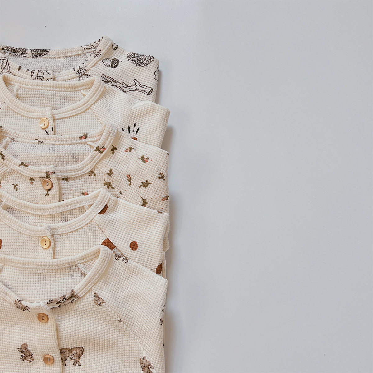 キッズ パジャマ セットアップ 上下セット ワッフル 総柄 ナイトウェア 女の子 2点セット プリント 長袖 男の子 ベビー 子供服 パジャマ ベビー服 部屋着 こども