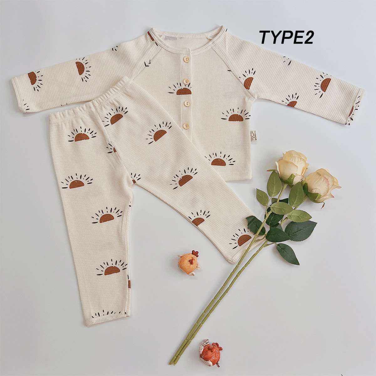 キッズ パジャマ セットアップ 上下セット ワッフル 総柄 ナイトウェア 女の子 2点セット プリント 長袖 男の子 ベビー 子供服 パジャマ ベビー服 部屋着 こども