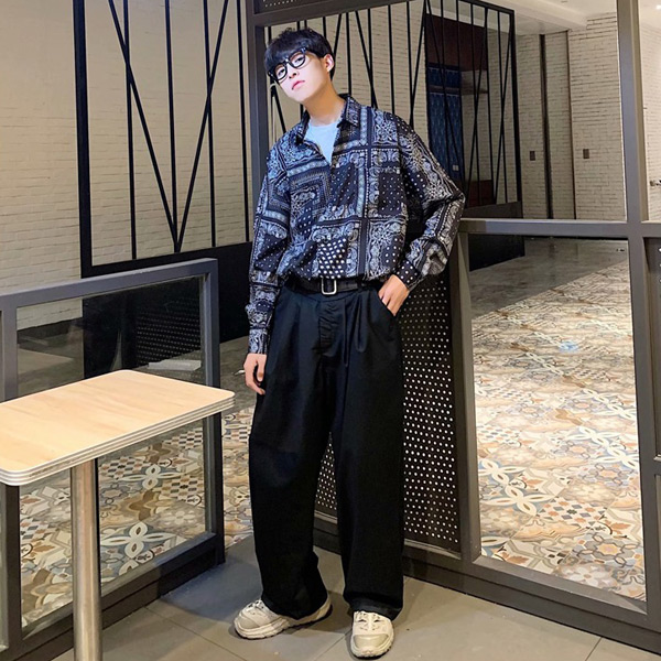 あり 柄シャツ ペイズリー柄 バンダナ柄 長袖 黒 衣装 個性的 春服秋服 ダンス トップス ヒップホップ 韓国ファッション シャツ ブラック 大きいサイズ 