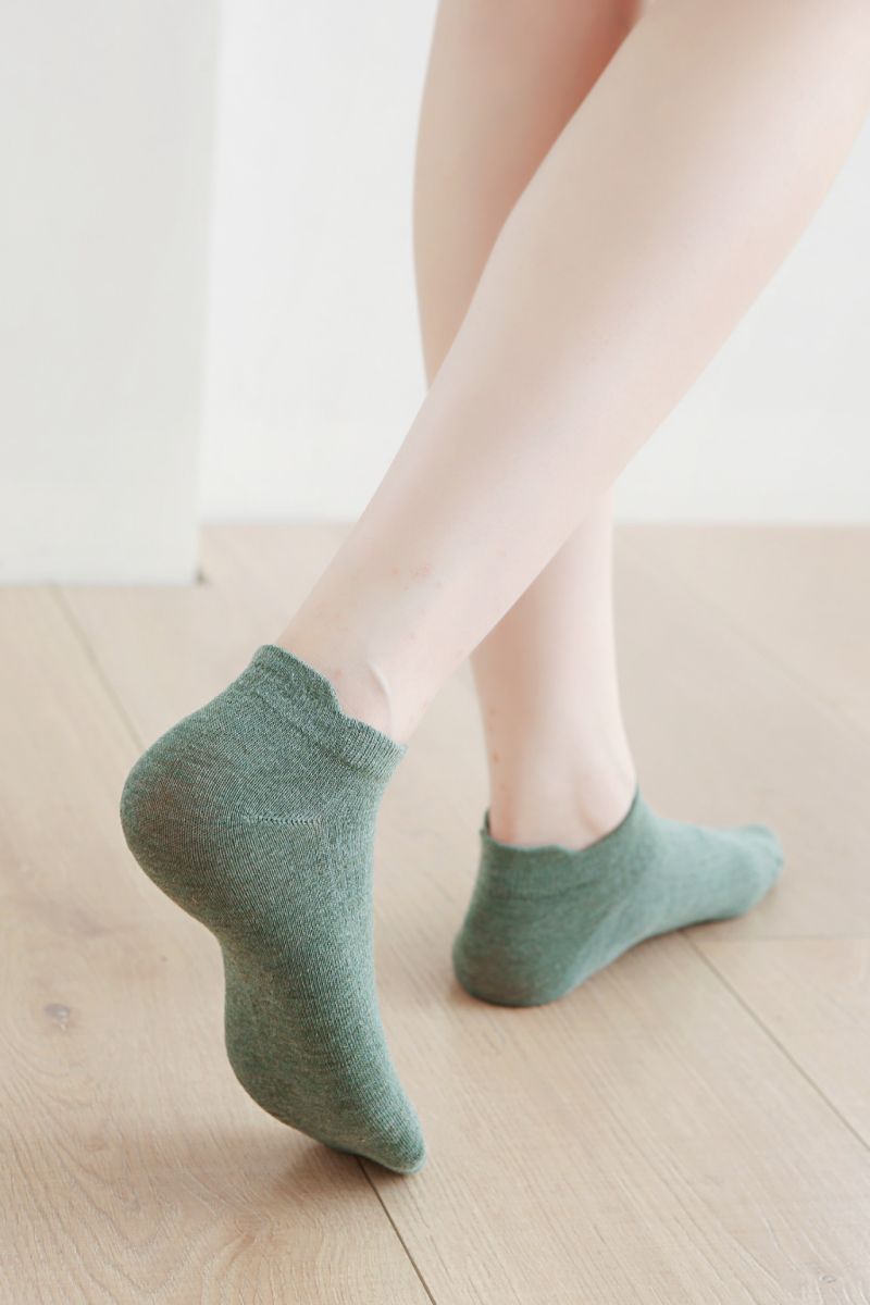 靴下 レディース くるぶし ソックス 落下防止 薄手 10足セット 綿 22-25CM スニーカーソックス 女性用靴下 蒸れない くるぶしソックス 四季用 脱げない 通気 