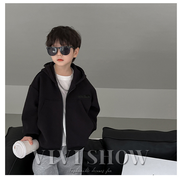 キッズ アウター 長袖 トップス フードつき ジップカジュアル 着やすい ジッパー あわせやすい ゆったり 動きやすい シンプル カジュアル ポケット 